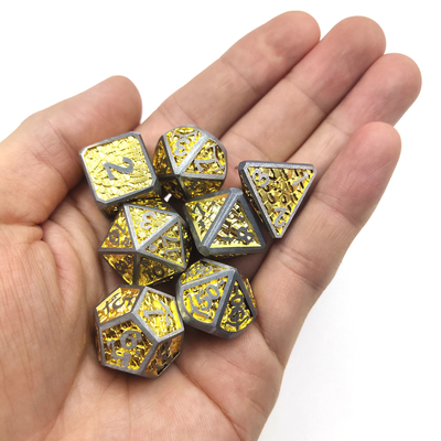 Pokemon kaart Groothandel Glow Polyhedral Black chip Dice Sets Polyhedral
