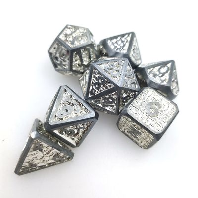 De keurige Scherpe Polyhedral Randen dobbelen het Spelhars van de Reeksenraad dobbelen voor Giften