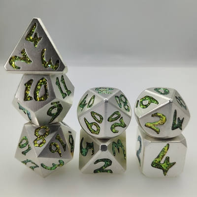 Met de hand gieten Verguld oppervlak RPG RPG dobbelstenen set 7 stuks veelvlakkig