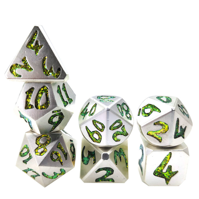 Praktische beplating Scherpe metalen dobbelstenen set Niet-toxisch Mini RPG Luxe veelvlakkig