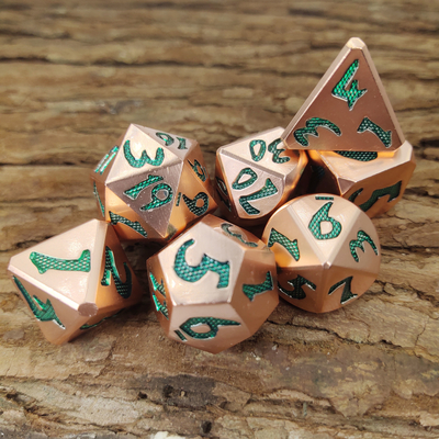 Slijtvast Custom Metal Dice Polyhedral Seven Dice RPG Koper materiaal Groen