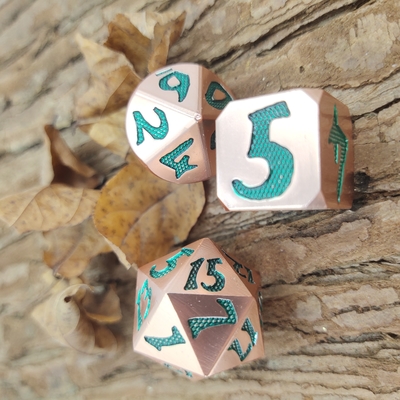 De kleine RPG-Luxe RPG van de Rol Scherpe Rand dobbelt het Vastgestelde Keurige Koper van het Scherpe Randen Groene Metaal