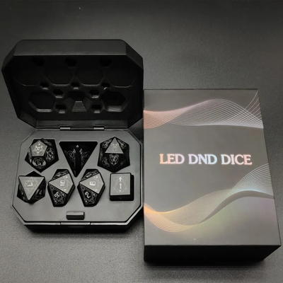 Verlichting DND dobbelstenen oplaadbaar met oplaaddoos 7 PCS LED elektronische dobbelstenen voor tafel
