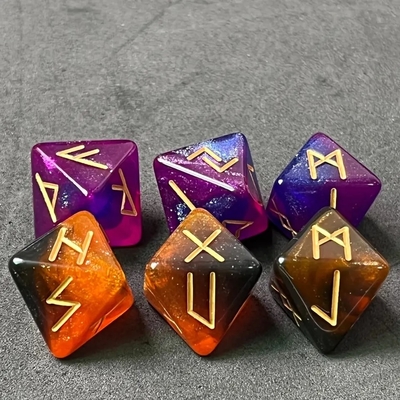 D8 Viking Runes Polyhedraal dobbelstenen van Labradorite Elder Futhark / waarzeggerij dobbelstenen voor kristallen kijken