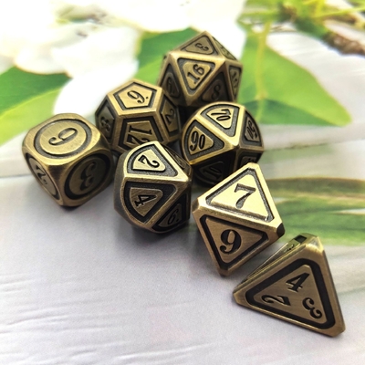 Antieke bronzen metaal dobbelstenen set Vijfde persoon Spel kleuren Stray Earth Alloy dobbelstenen