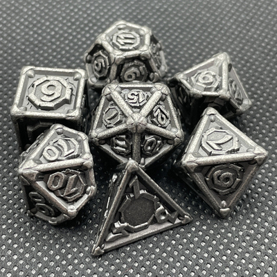 Gepersonaliseerd Metal Multi-Face Dice Dnd Rpg Coc Desktop Game Draagbaar