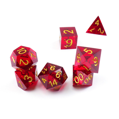 Rode granaatappel natuurlijke hars dobbelstenen set desktop spel voorkeur magie domein avontuur dnd dobbelstenen