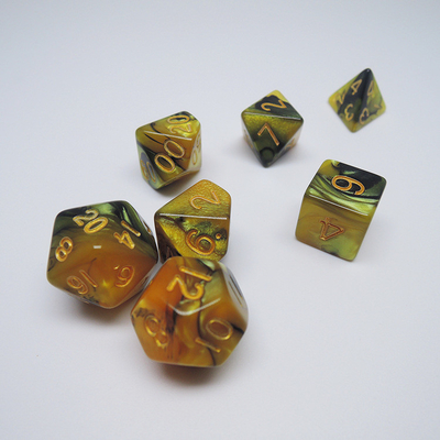 Geel en zwart marmer hars RPG dobbelstenen Desktop spel dobbelstenen set