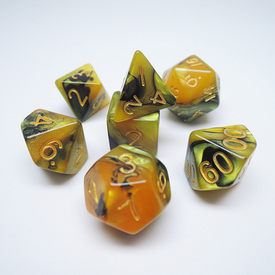 Geel en zwart marmer hars RPG dobbelstenen Desktop spel dobbelstenen set