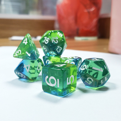 Muntgroen kristal natuurhars veelzijdig bordspel dobbelstenen set Dragon and Dungeon