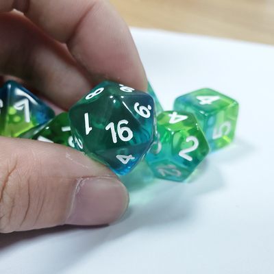 Muntgroen kristal natuurhars veelzijdig bordspel dobbelstenen set Dragon and Dungeon