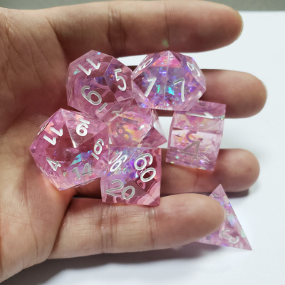 Roze kristal hars bord dobbelstenen set draak en kerker