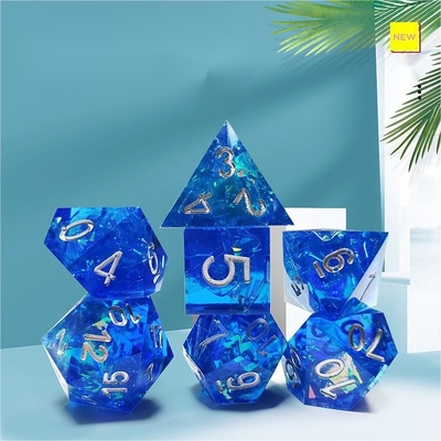 Blue Ocean Heart Crystal Resin Boarding Dice Set Dragon en Dungeon