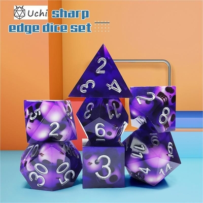 Purper Crystal Skull Resin Boarding Dice Set Draak en Dungeon