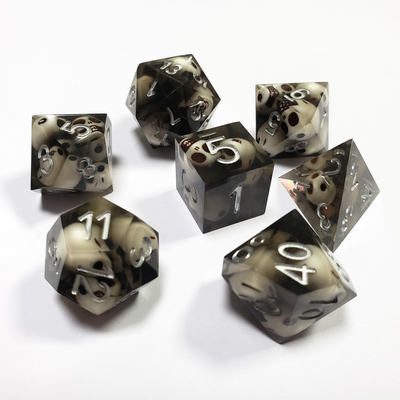Zwart kristal schedel hars boarding dobbelstenen set dnd dobbelstenen