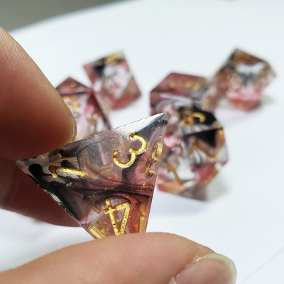 Rood en zwart Folie gemengde rookkristallen Hars Boarding Dice Set dnd dice