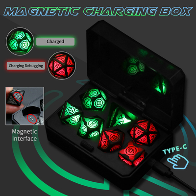Plastic LED lichtgevende dobbelstenen oplaadbare voetbal tafelspel Multi-Faced dobbelstenen set